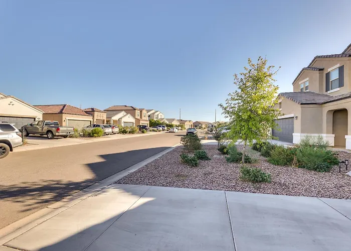 Families W/ Pets Welcome! San Tan Valley Retreat